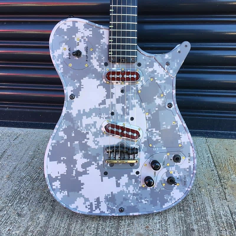 2000s Girl Brand Larsen MFG Model 9 MKI Digital Camo - £5999 used Guitar