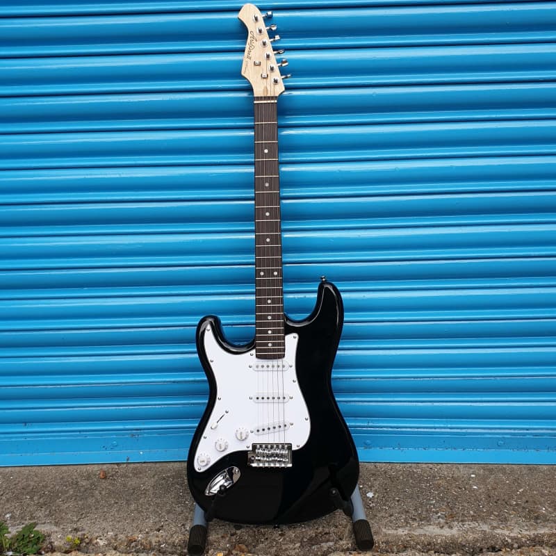 Aria STG-003 Electric Guitar - Black / Left Handed Black - £149 new Guitar