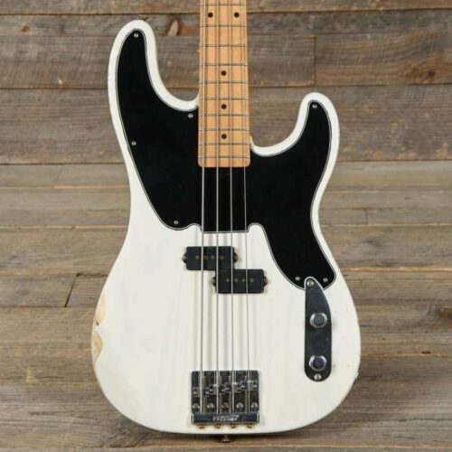 Fender Artist Series Mike Dirnt Road Worn Precision Bass White... -         Precision Bass