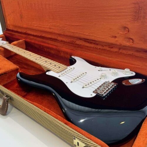 2004 - Present Fender Custom Shop Eric Clapton Stratocaster Black -       Custom Shop Stratocaster