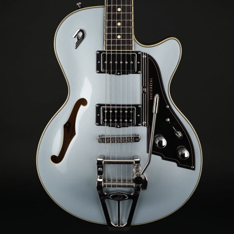 Duesenberg Starplayer TV Avalon Blue - £1999.17 new Guitar