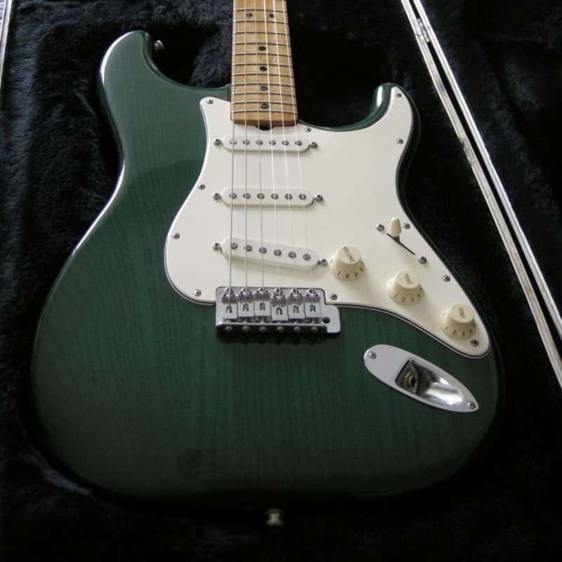 1982 Fender Standard Stratocaster Dan Smith Poly – £1500 used Guitar