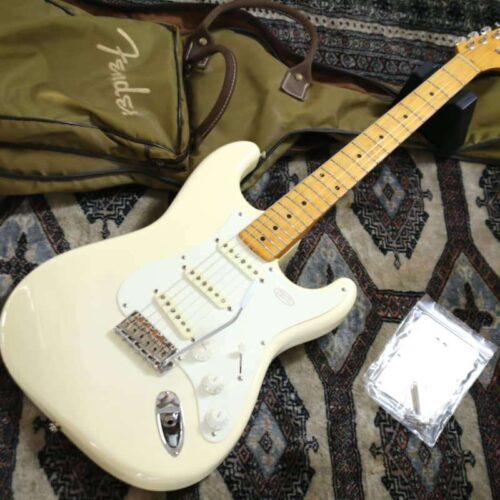 1982 Fender Stratocaster ST57-65 Vintage White -        Stratocaster