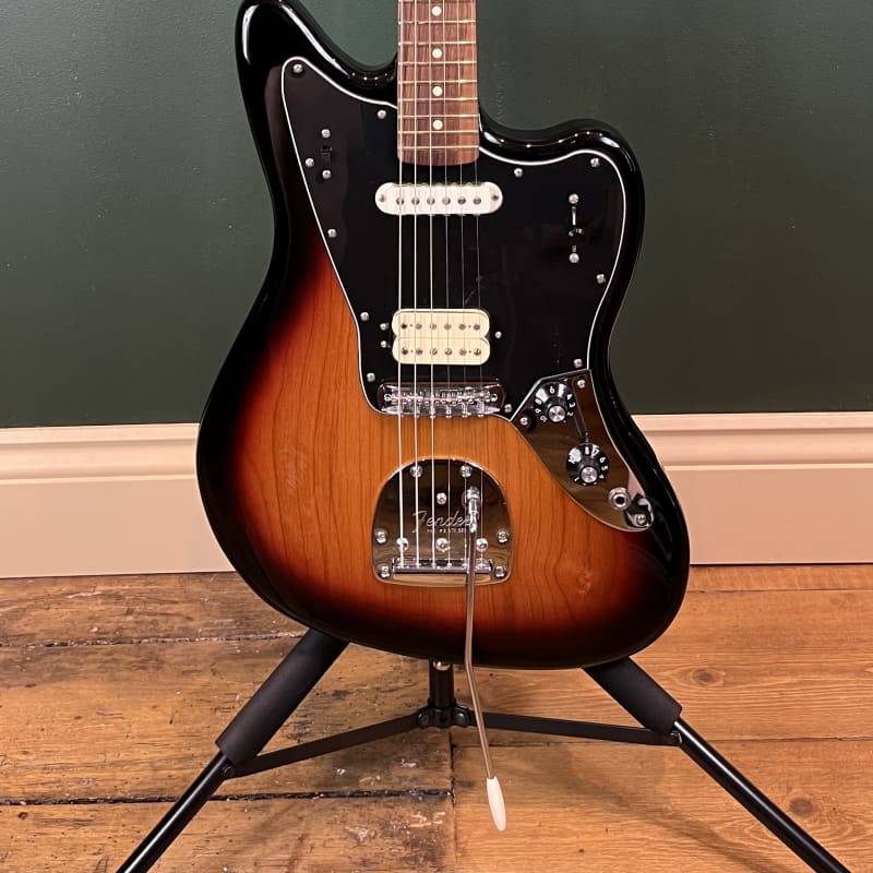 2018 - Present Fender Player Jaguar HS with Pau Ferro Fretboar... - £695 used Guitar