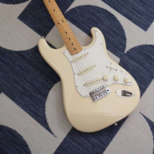 2002-2004 Fender ST-68 Stratocaster Reissue MIJ Vintage White -        Stratocaster