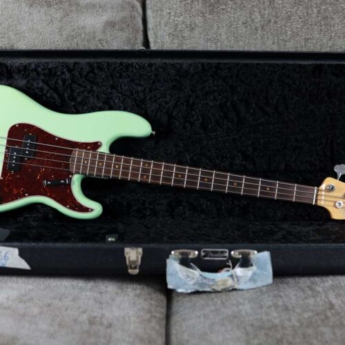 2020 - 2022 Fender American Original '60s Precision Bass with ... -         Precision Bass