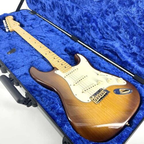 2020 Fender 75th Anniversary Commemorative Stratocaster 2-Colo... -        Stratocaster