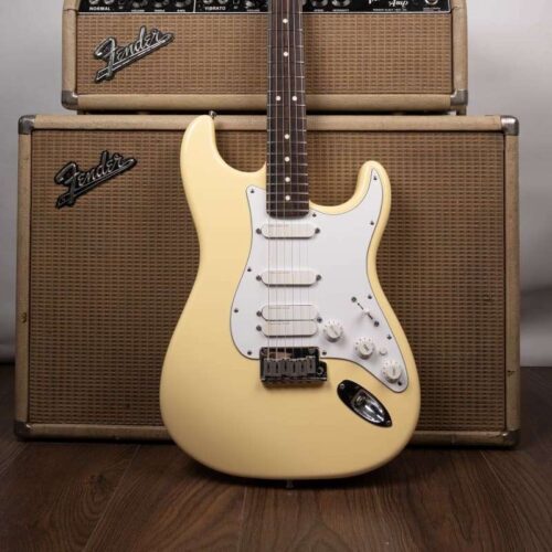 2000 Fender USA Jeff Beck Signature Stratocaster in Vintage White -        Stratocaster