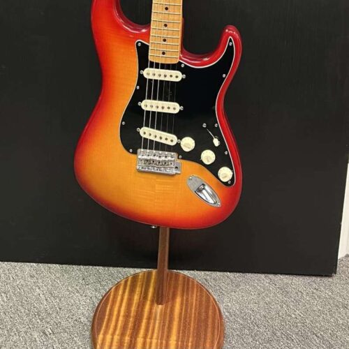 2019 Fender Stratocaster Flame Ash Top -        Stratocaster