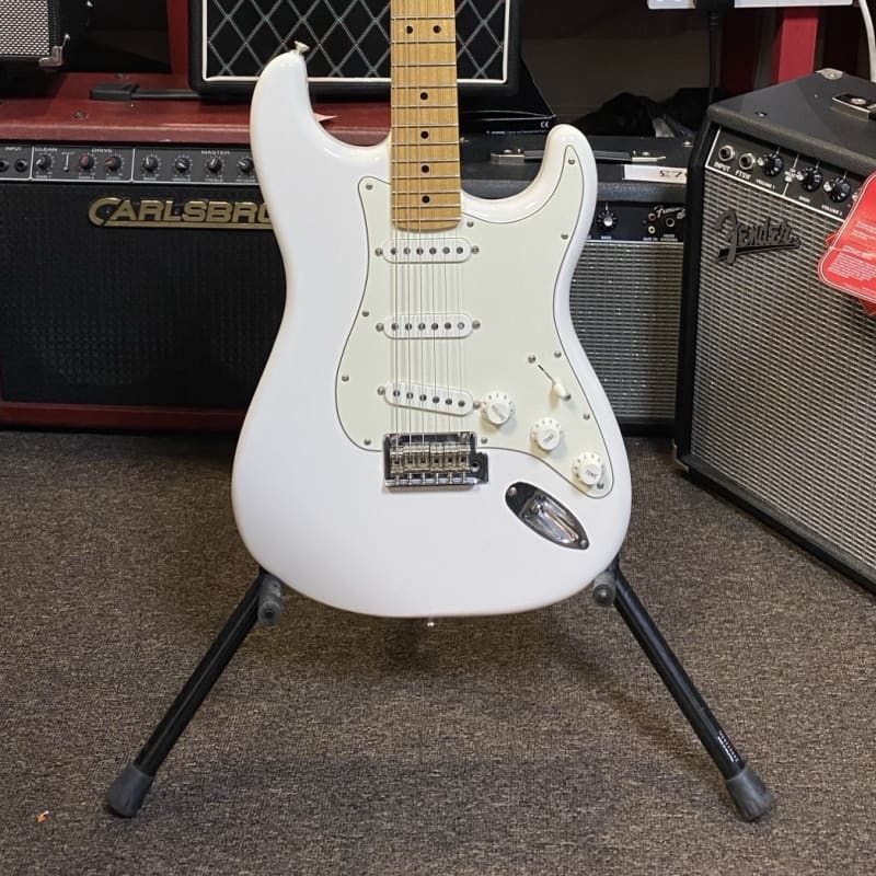 2018 - Present Fender Player Stratocaster with Maple Fretboard... - £549 used Guitar