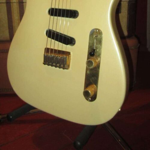 1990 Fender James Burton Telecaster Pearl White -        Telecaster