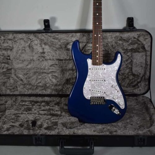 2021 Fender Stratocaster Sapphire Blue Satin -        Stratocaster