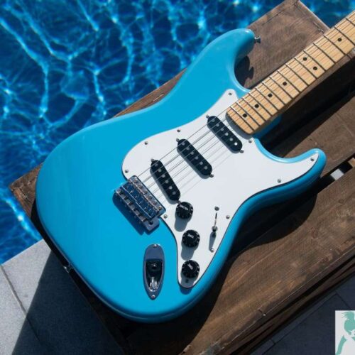 2022 Fender Stratocaster Maui Blue -        Stratocaster