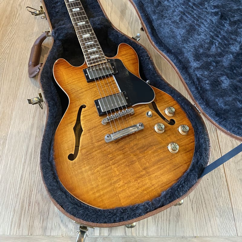 Gibson ES339 Figured Top Sunburst - £2450 used Guitar