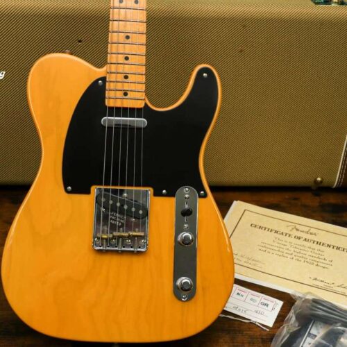 2000s Fender American Vintage '52 Telecaster Butterscotch Blonde -        Telecaster