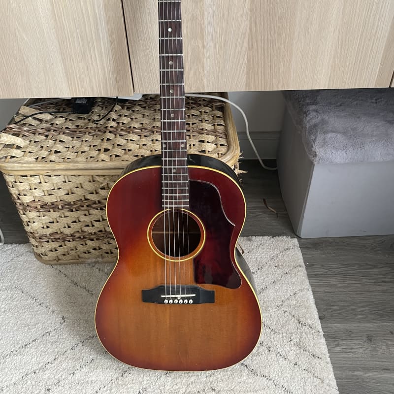 1960s Gibson LG2 Sunburst - £3200 used Guitar