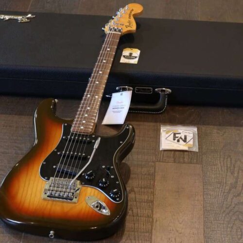 1979 Fender Stratocaster Sunburst -        Stratocaster