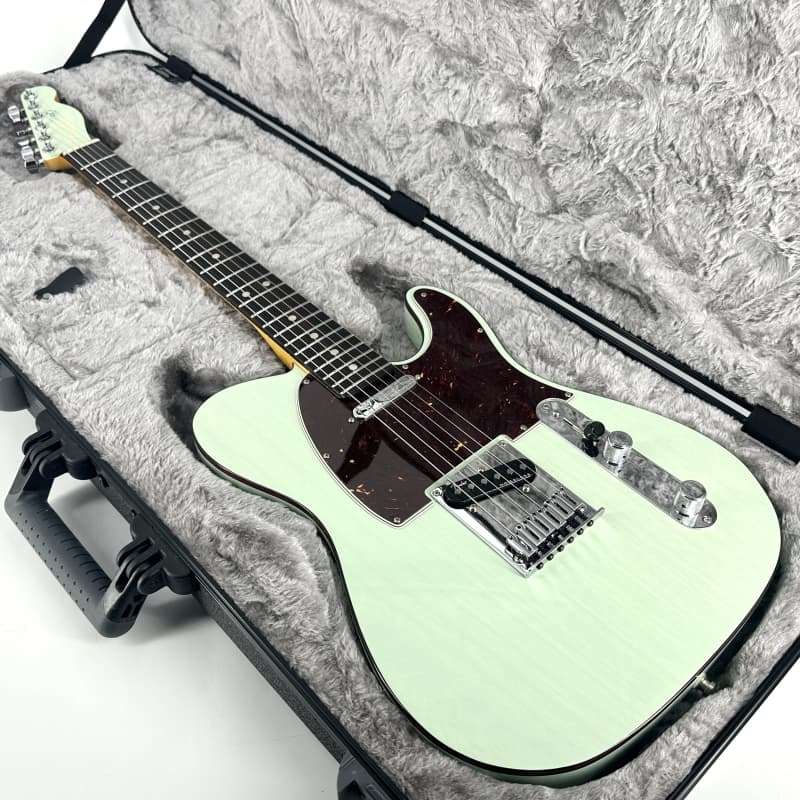 2021 – Present Fender American Ultra Luxe Telecaster Surf Green –        Telecaster