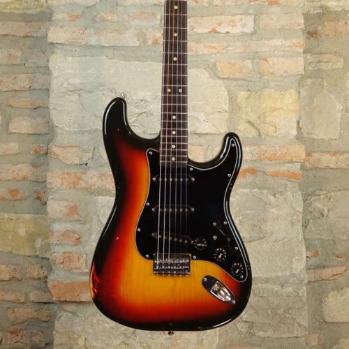 1977 Fender FENDER Stratocaster Hardtail - 1977 - 3T Sunburst ... -        Stratocaster