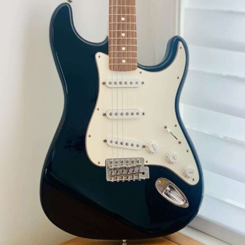 2004 Fender Stratocaster 0134600506 Gloss Black -        Stratocaster