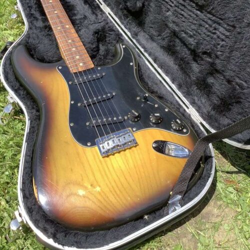 1971 - 1977 Fender Stratocaster Hardtail with 3-Bolt Neck, Ros... -        Stratocaster