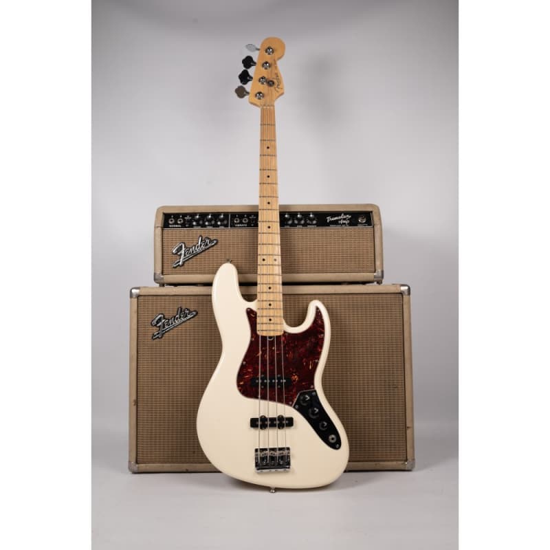 2008 Fender American Standard Jazz Bass Olympic White - £1319 used Guitar