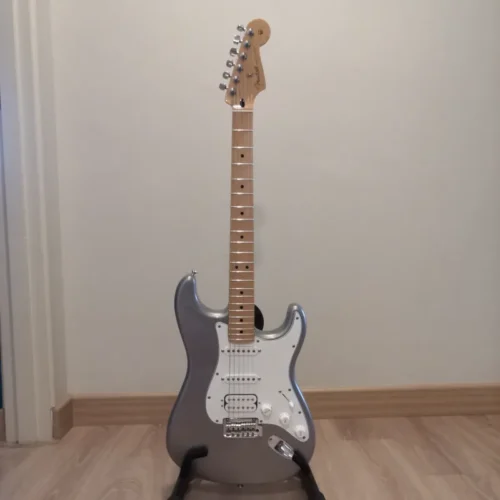 2019 Fender Player Series HSS Stratocaster Mn Silver -        Stratocaster