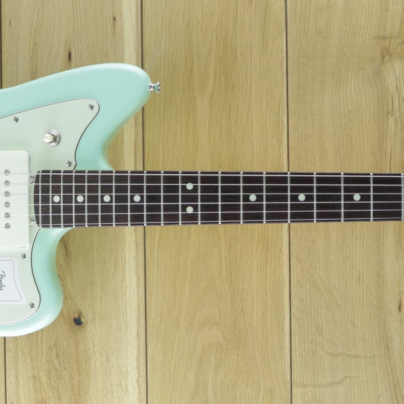 Fender 5684100357 Satin Surf Green - £749.17 new Guitar