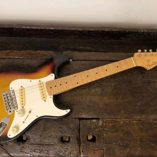 1992 Fender Stratocaster Sunburst -        Stratocaster