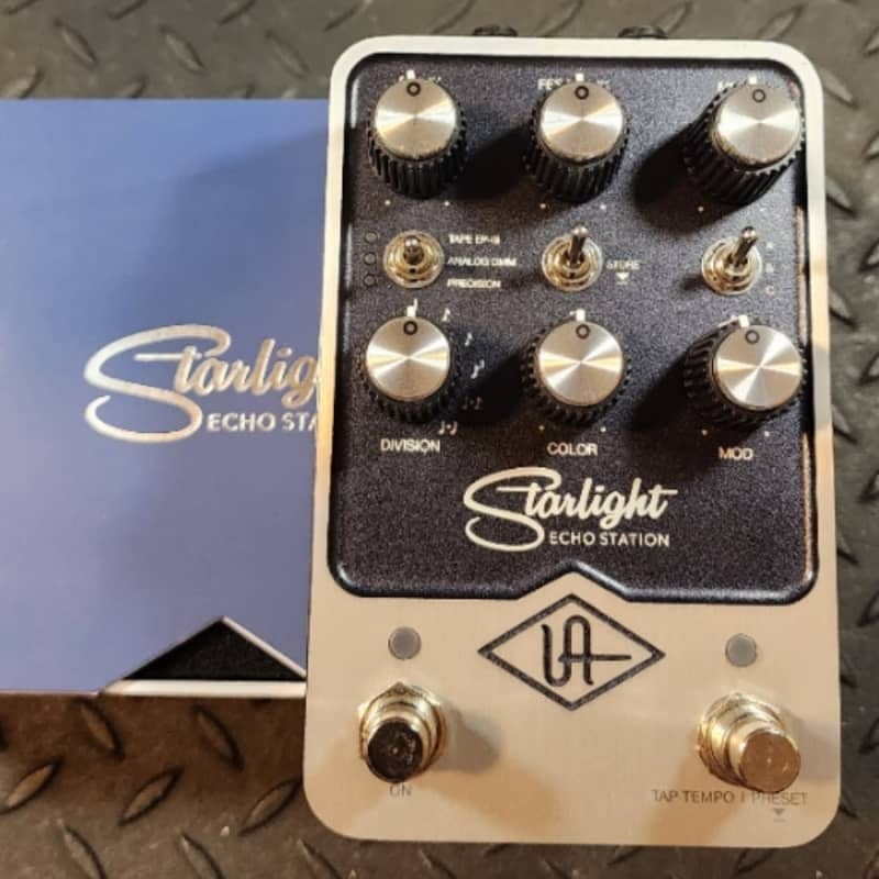 used 2021 - Present Universal Audio Starlight Echo Station Pedal Si... - Effect Pedal