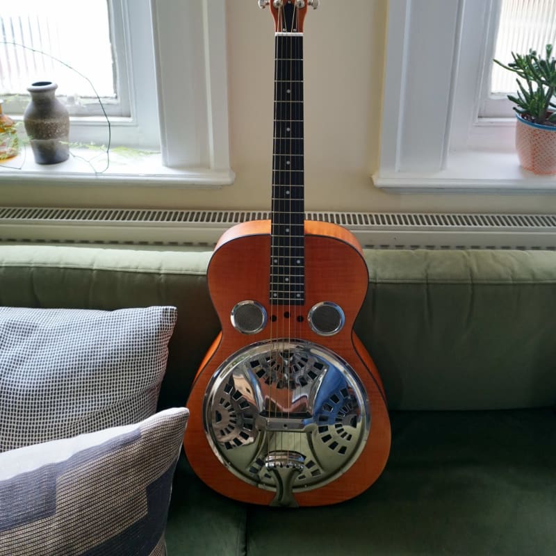 2010s Dobro Hound Dog Deluxe Roundneck Electro-Acoustic Resona... - £320 used Guitar