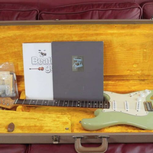 2001 Fender Stratocaster reissue '62 George Harrison, Beatles ... -        Stratocaster