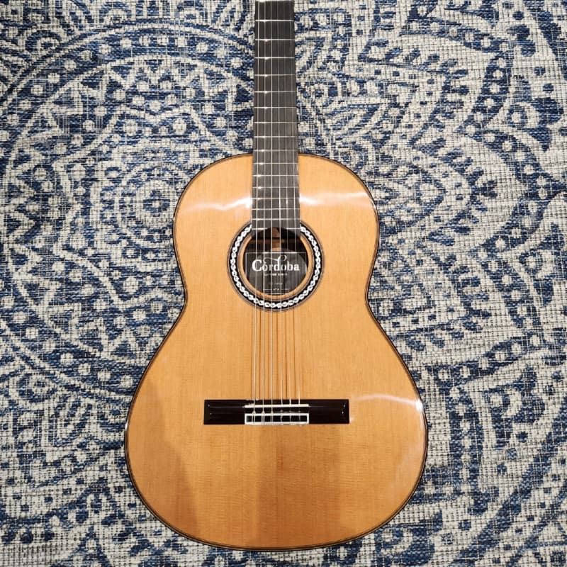 2021 Cordoba C10 Parlor Classical Natural - £1000 used Guitar