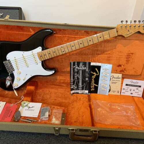 2000 - 2012 Fender American Vintage '57 Stratocaster Black -        Stratocaster