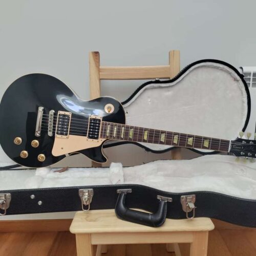 1990 - 2008 Gibson Les Paul Classic Ebony -         Les Paul