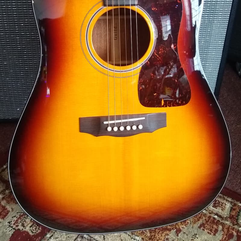 2019 Guild D40 Traditional Antique Sunburst - £2395 used Guitar