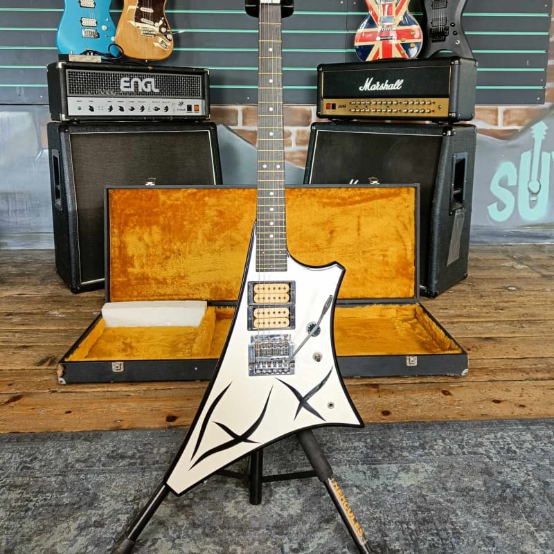 circa. 1970 s Doug Wilkes Custom 27 White and Black - £825 used Guitar