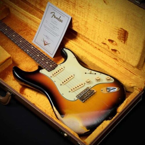 2008 Fender 1960 Stratocaster Relic 3-Color Sunburst [SN R3992... -        Stratocaster