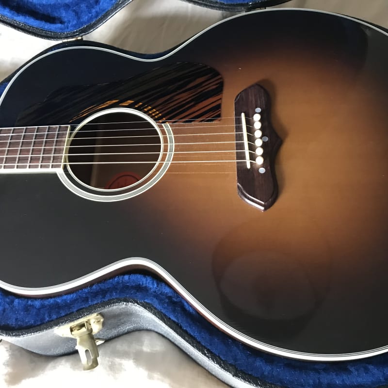 2012 - 2014 Gibson 1941 SJ-100 Vintage Sunburst - £2750 used Guitar