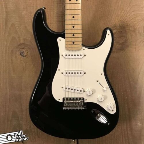 2014 Fender Stratocaster Black -        Stratocaster