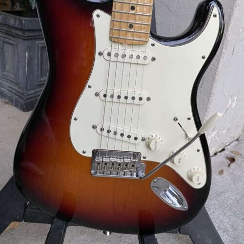 2008 - 2016 Fender American Standard Stratocaster with Maple F... -        Stratocaster