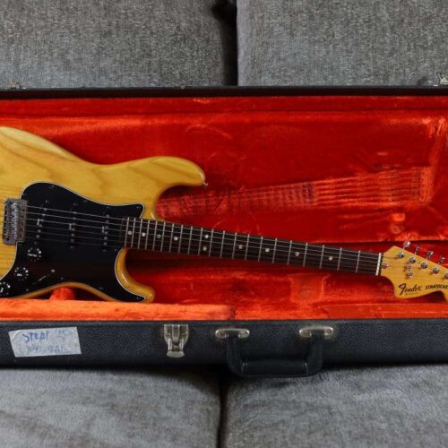 1978 - 1981 Fender Stratocaster with Rosewood Fretboard Natural -        Stratocaster