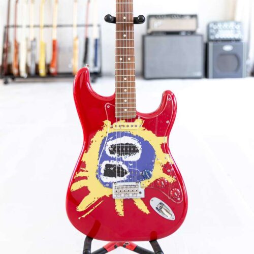 2021 Fender 30th Anniversary Screamadelica Stratocaster Graphic - £960 used Guitar