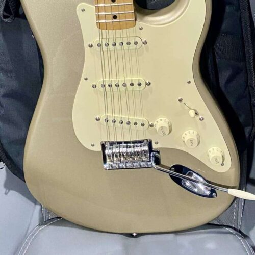 2007 - 2018 Fender Classic Player '50s Stratocaster Shoreline ... -        Stratocaster