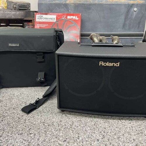 2007 - Present Roland AC-90 Acoustic Chorus 2-Channel 90-Watt ... -         Chorus