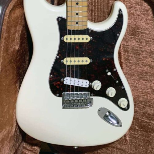 1978 Squier STRATOCASTER White -        Stratocaster