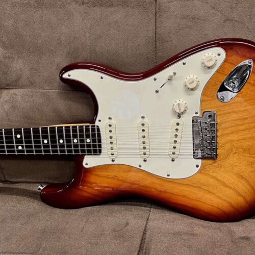 2014 Fender Limited Edition American Standard Stratocaster wit... -        Stratocaster