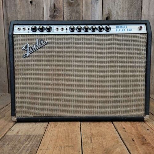 1970 Fender Vibrolux Reverb Vintage Guitar Amplifier Black -         Vintage Guitar Amplifier