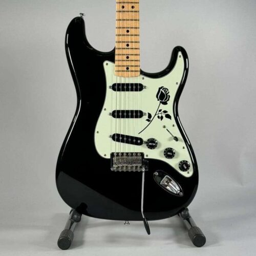 2006 Fender Stratocaster Standard Mex Black -        Stratocaster