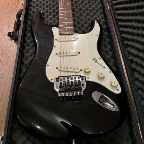 1988 Fender Stratocaster MiJ Kahler Tr molo System Noire -        Stratocaster